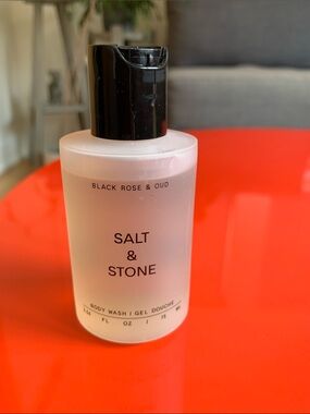 Salt & Stone Black Rose & Oud Body Wash - White
